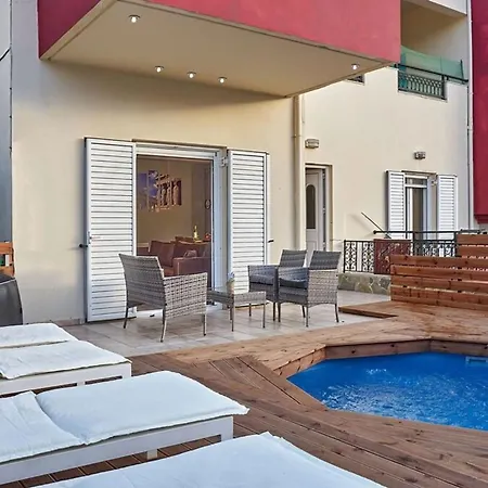 Middle Of Crete Apartment *